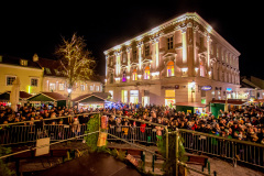 Photo by Sascha Fiala